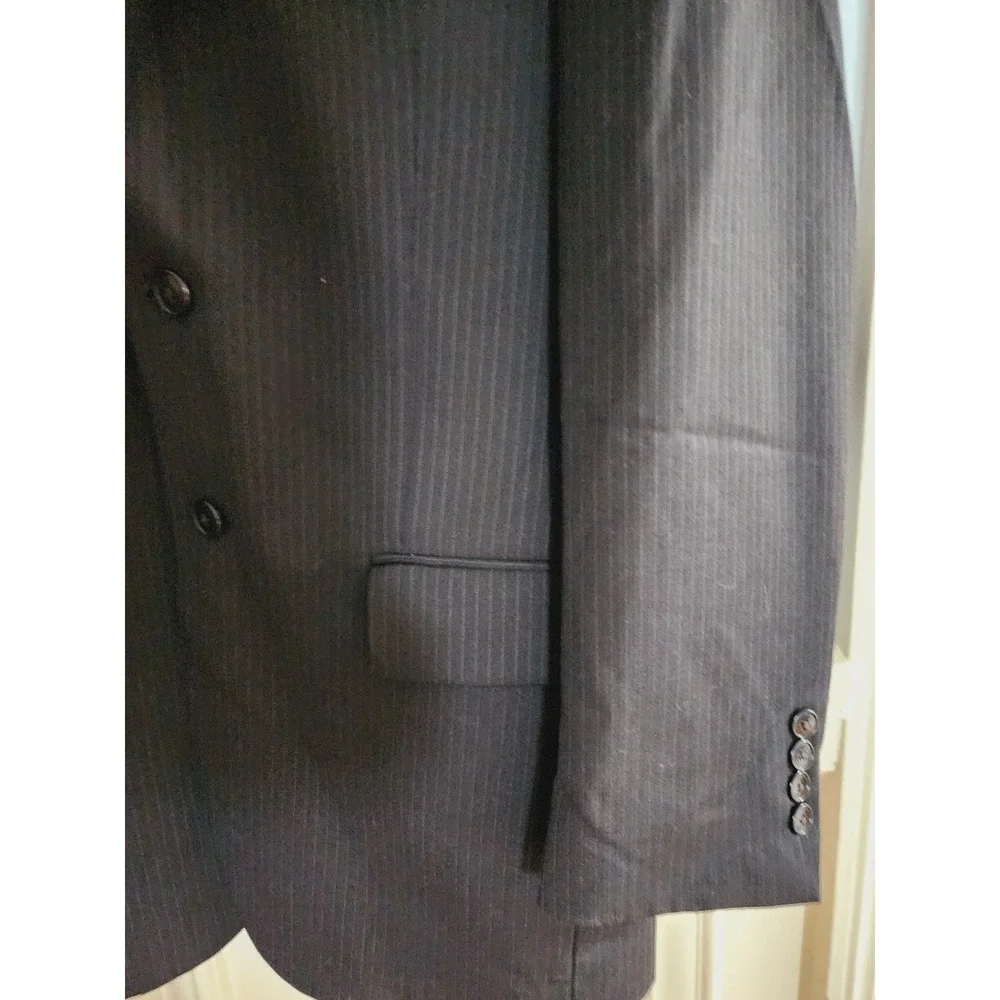 Jos A Bank Mens Suit Jacket Black Pinstripe Single Breasted %100 wool Size 37RG